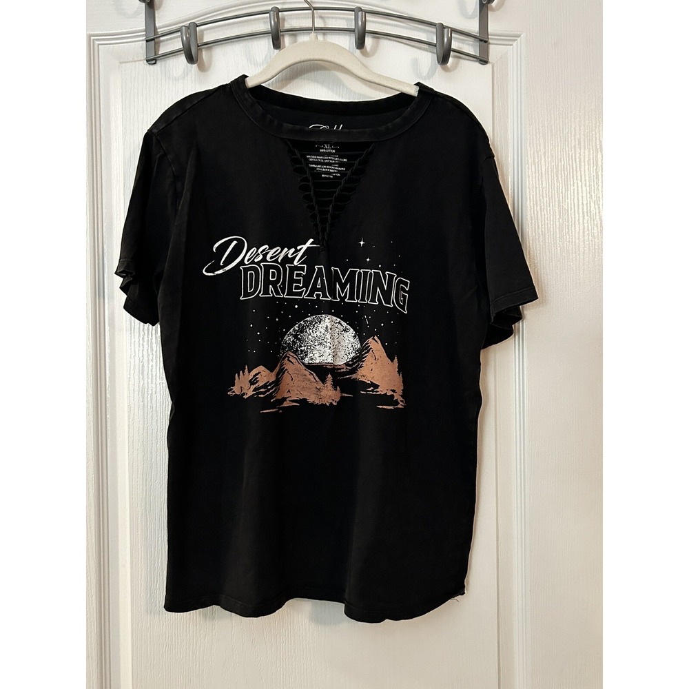 Cold Crush T Shirt‎ Womens XL Black Gray Desert Dreaming Mountain Graphic Tee